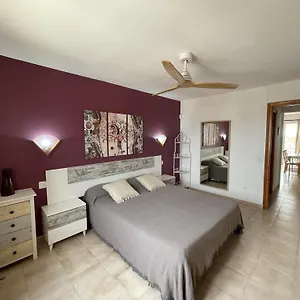 Mitjaneta - Con Piscina Apartamento